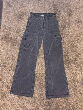 American Eagle Grey Cargo Pants Size 0 Regular